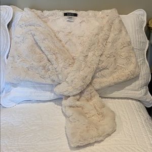 Faux Fur wrap